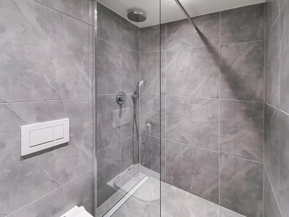 Oase Am Grossstadt Jungel Erkrath Ngoại thất bức ảnh